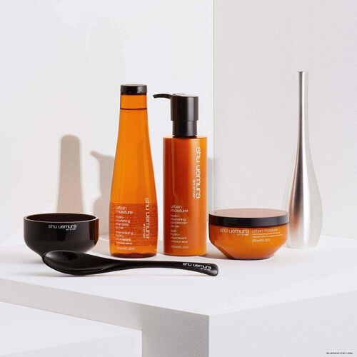 urban moisture mask - Shu Uemura Pro | L'Or&eacute;al Partner Shop